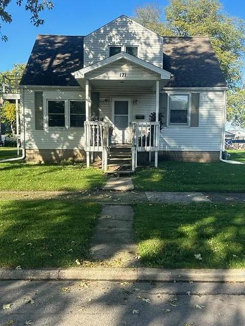 171 S Prairie Ave #2