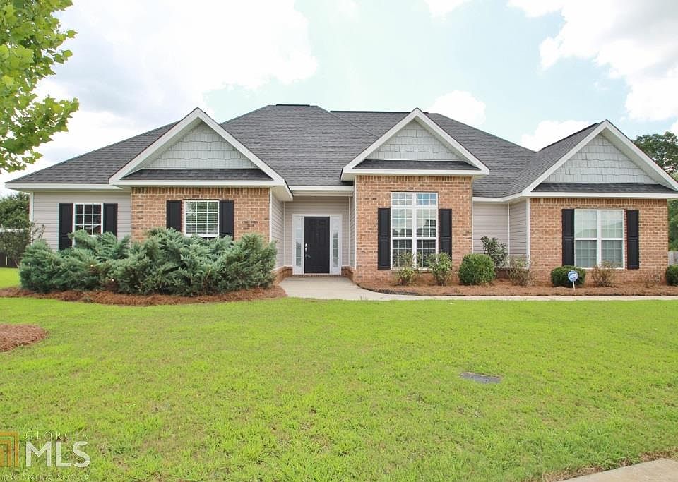 1st image of 329 Lovorn Cir