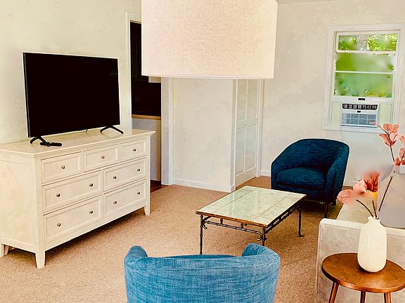 Living room 2
