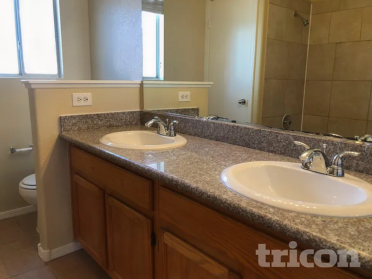 6941 Wine River Dr — Photo 8
