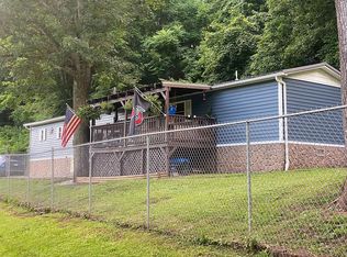 1109 Hills Bridge Rd, Marietta, OH 45750