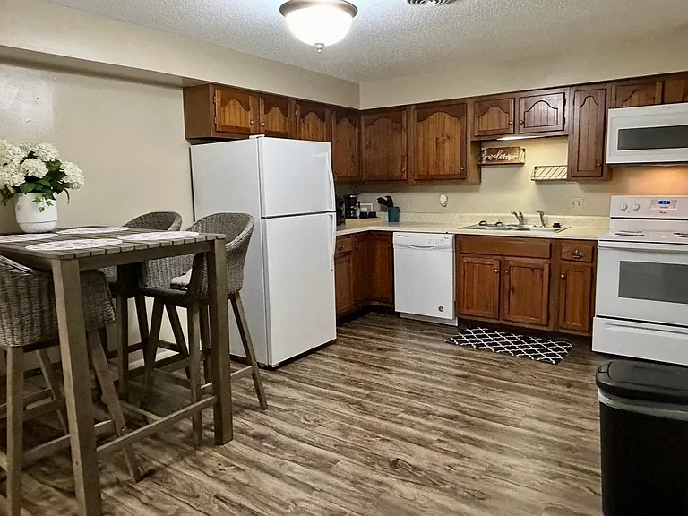 917 Davis Blvd #1 — Photo 13