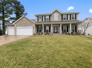 500 Stirling Place Dr, Ballwin, MO 63021