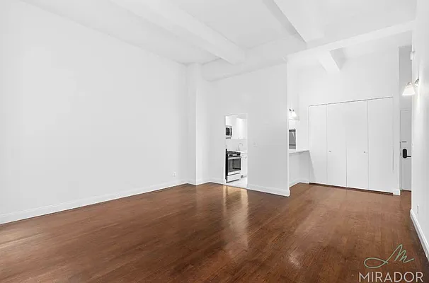 Rented by Mirador Real Estate | media 16