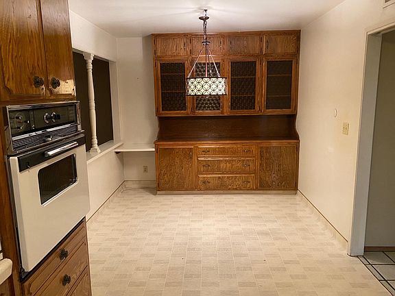 5th image of 1520 Spalding Ave