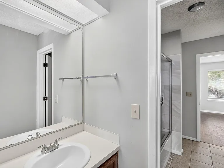 8471 Yadkin Cir #F — Photo 17