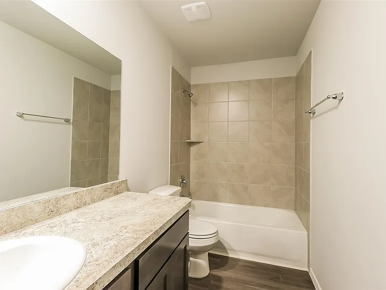 2166 Middle Ridge Dr — Photo 7