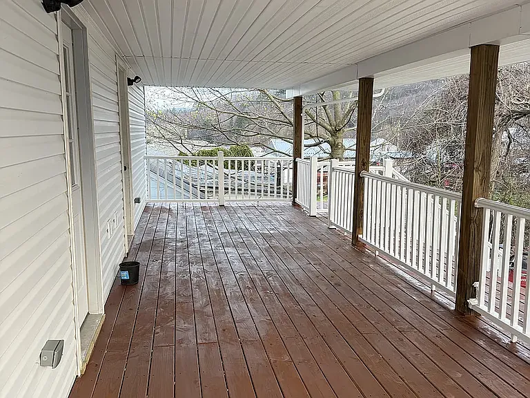 33 E Main St #D — Photo 14