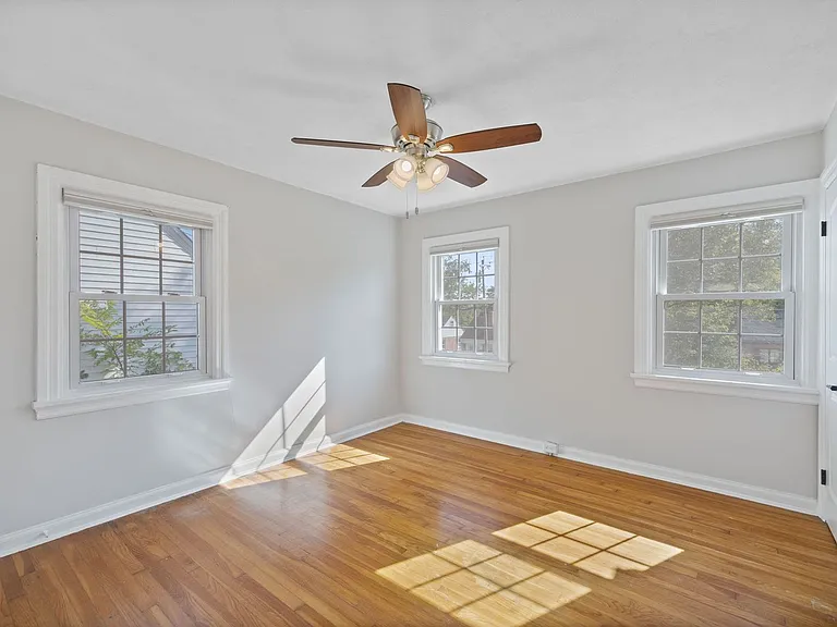 1377 Collinsdale Ave — Photo 13