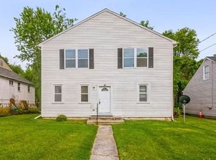 15 Village Rd, Pikesville, MD 21208