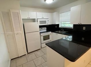 2525 Polk St APT 201, Hollywood, FL 33020