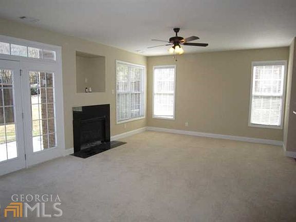 3rd image of 1524 Bouvier Pl