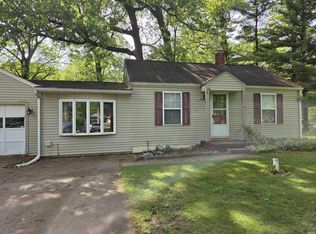 55393 Butternut Rd, South Bend, IN 46628