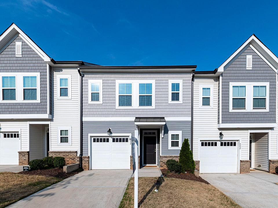 1st image of 804 Oak Center Dr