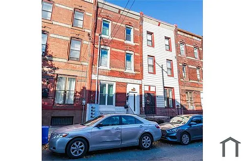 1833 W Master St #3 Photo 1