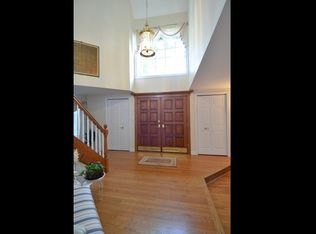 7961 Cascade Ct, Orland Park, IL 60462