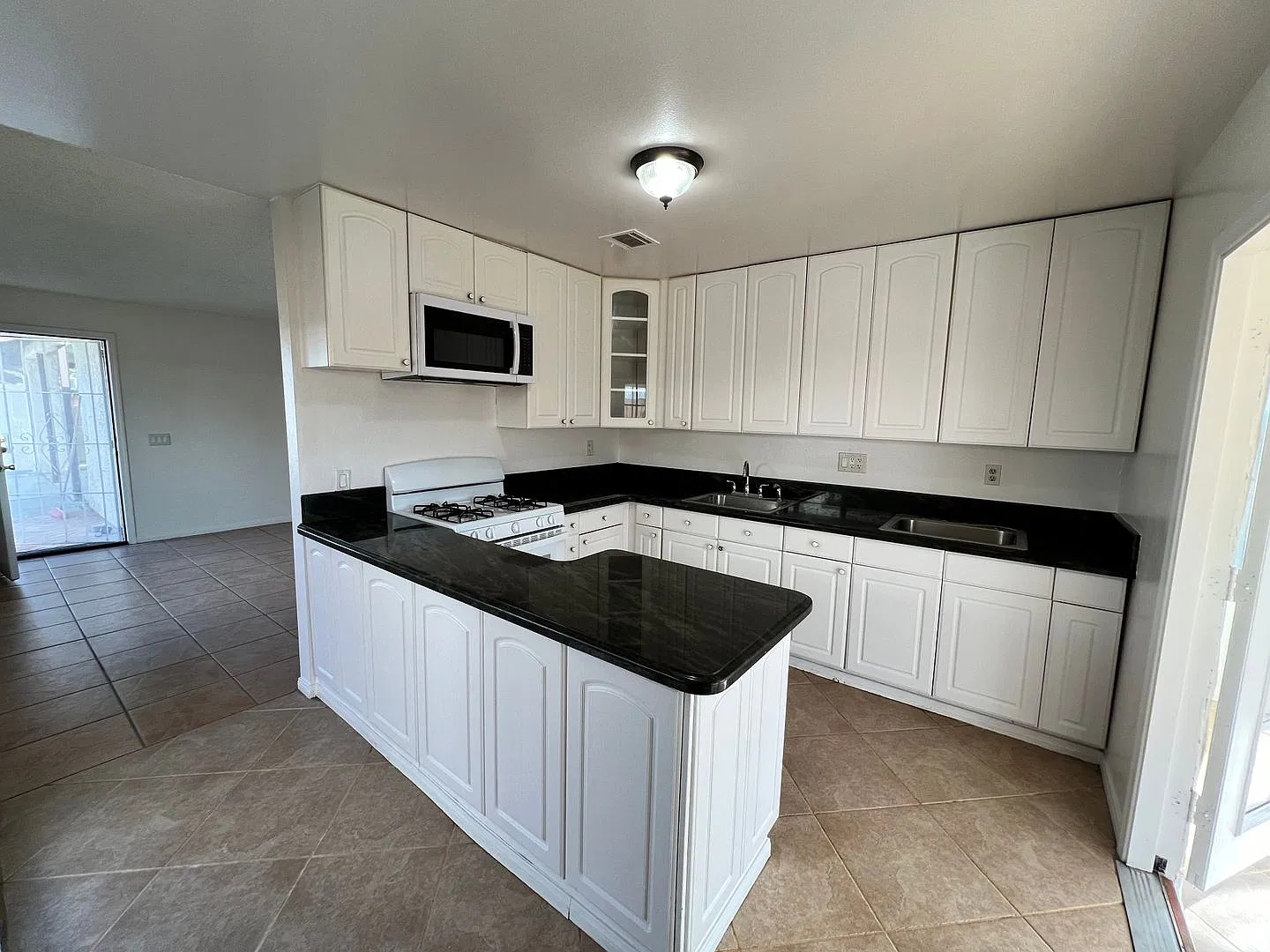 Camarillo House for Rent — Photo 4