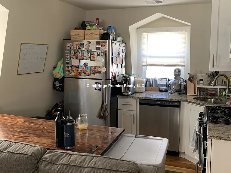 11 Greenville St #2 — Photo 3