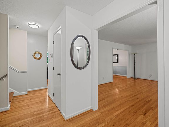 5th image of 5523 Newberry Dr