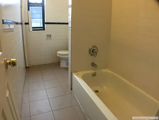 Rented by Sovereign Associates | media 14