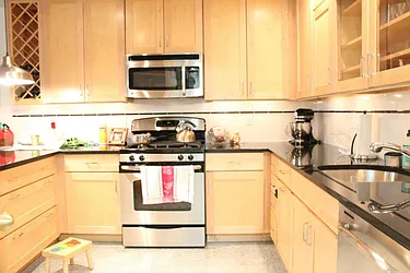 Rented by Level Group