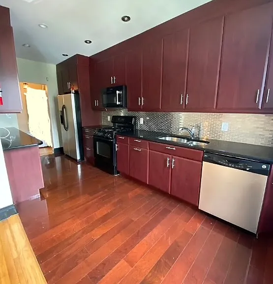 189-02 35th Ave #2B — Photo 5