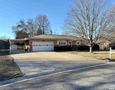 264 W Sunnyview Ave, Knoxville, IL, 61448