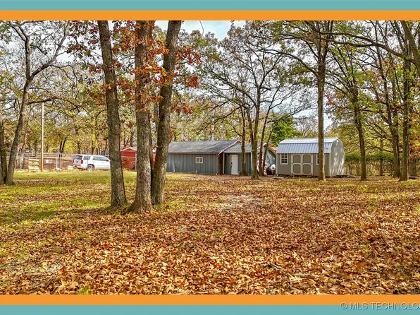 609 W Mona Ave, Ada, OK 74820