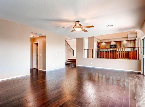 4th image of 43308 N 44th Ave