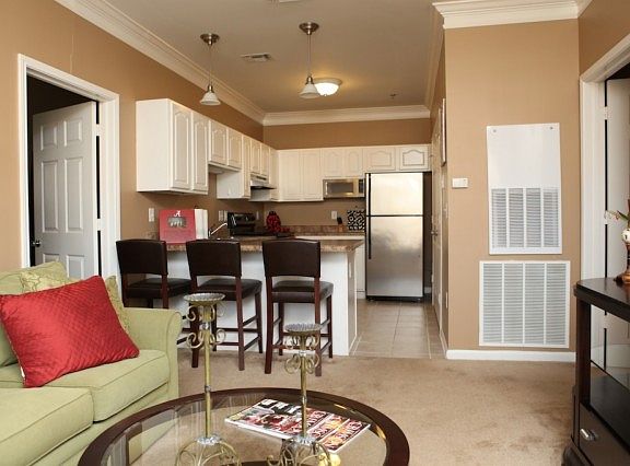 4th image of 303 Helen Keller Blvd APT B222