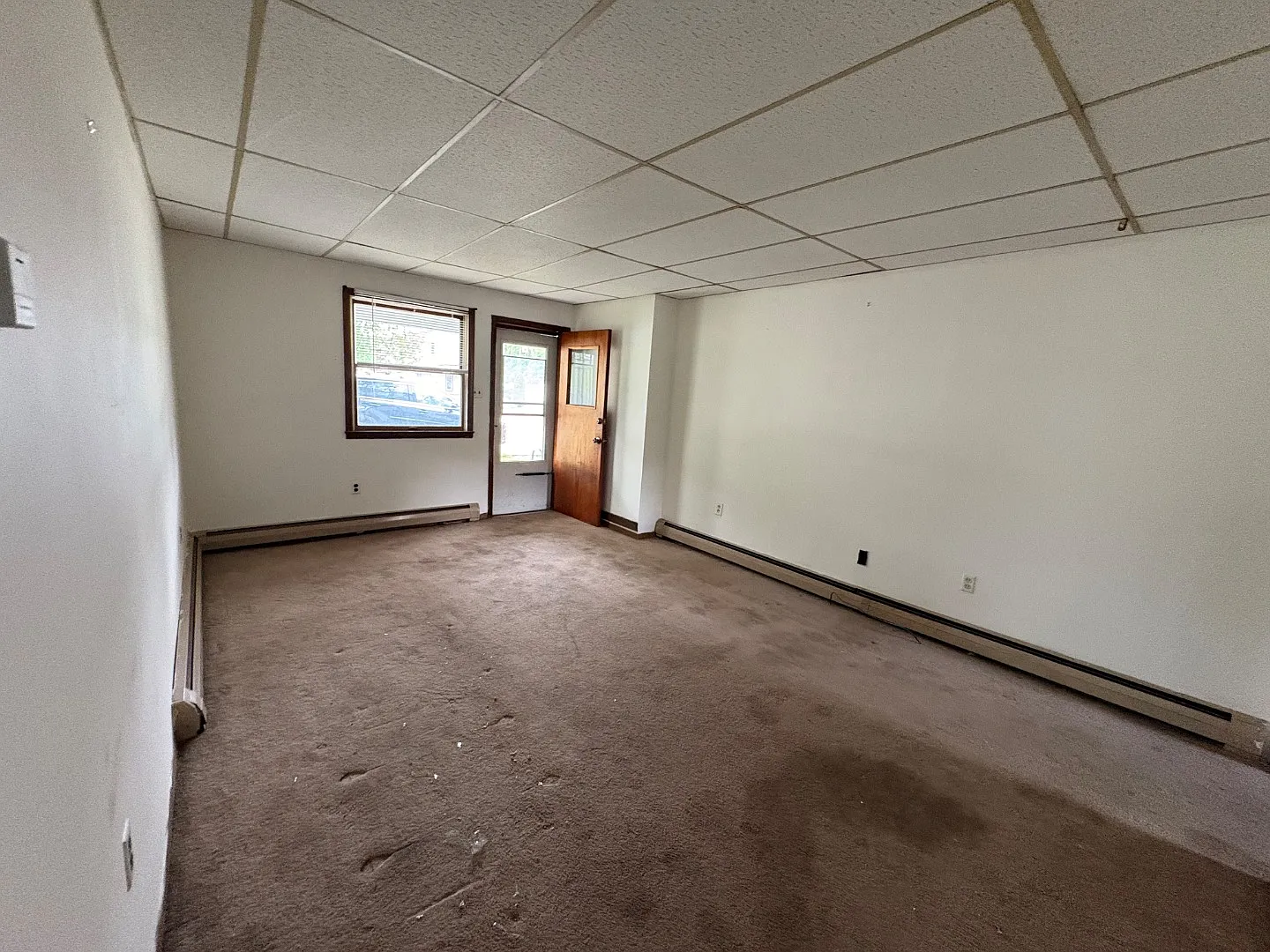 949 W Pike St - A — Photo 3