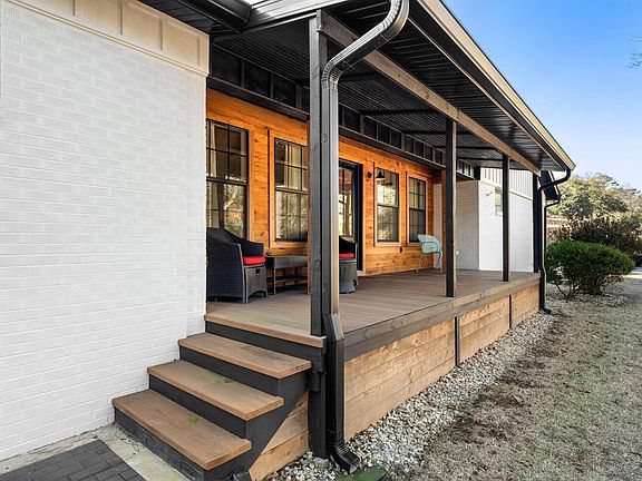 2nd image of 1206 Old Amy Rd