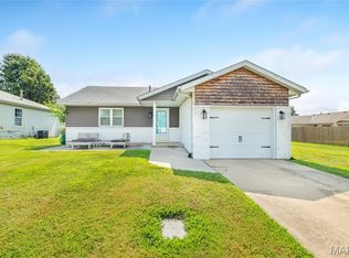 440 Deer Run, Moro, IL 62067