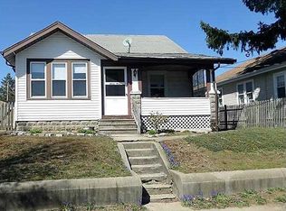 35 Taft St, Cranston, RI 02905