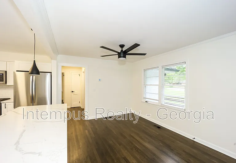 3543 Bouldercrest Rd — Photo 2