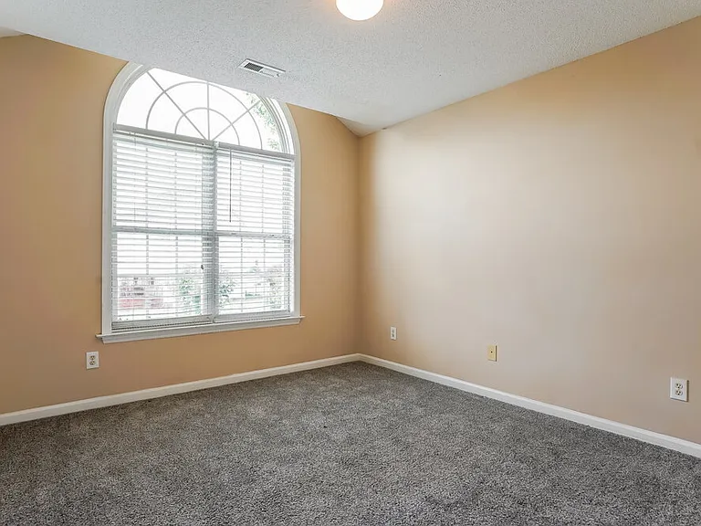 2232 Castle Pines Dr — Photo 12