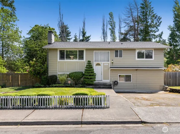 21401 54th Place W, Mountlake Terrace, WA 98043