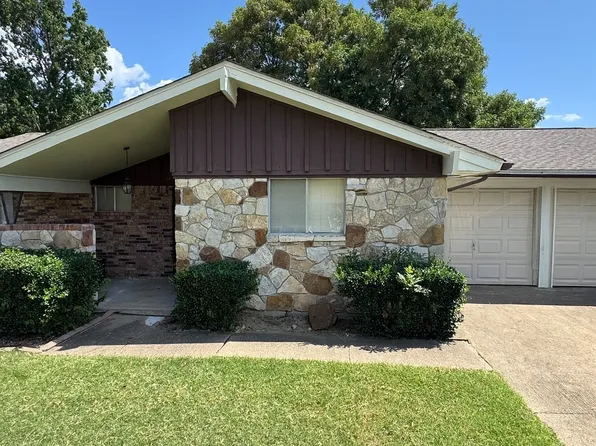 509 Cranbrook Ln, Grand Prairie, TX 75052