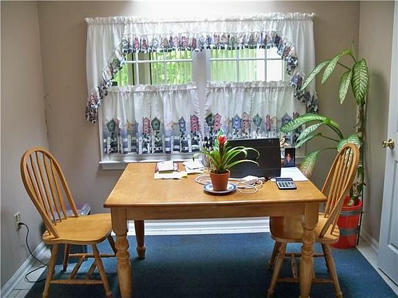 Sunny Breakfast Nook to enjoy your morning coffee