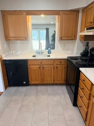 2 bed, 1.5 bath, 1536 sqft, $3,200 — Photo 2