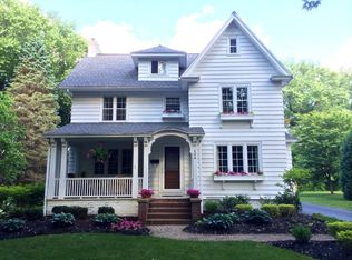 106 Ellingwood Dr, Rochester, NY 14618