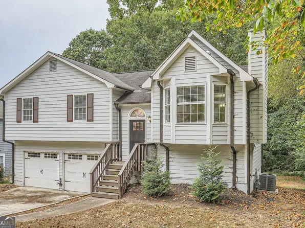 214 Brookside Dr, Dallas, GA 30132