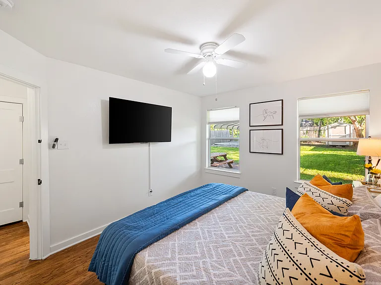 3728 Collinwood Ave — Photo 25