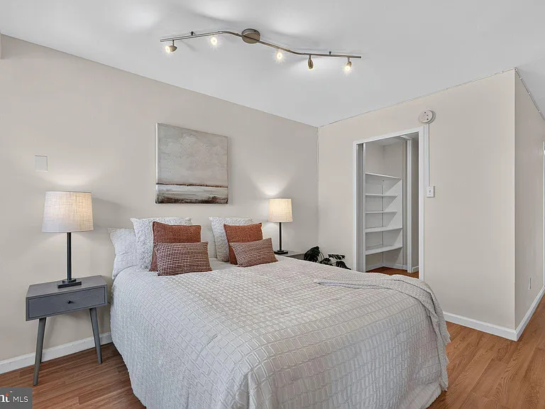 730 24th St NW #512 — Photo 13