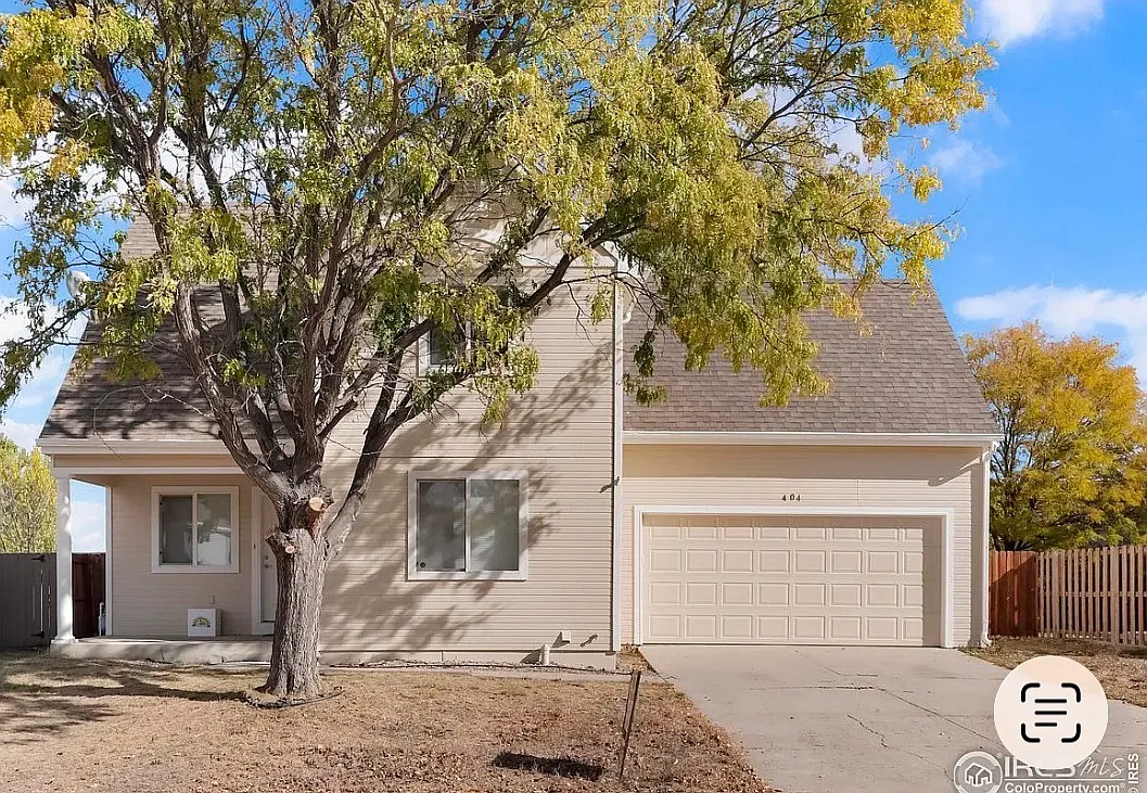 4 bed, 2074 sqft, $2,900 — Photo 1
