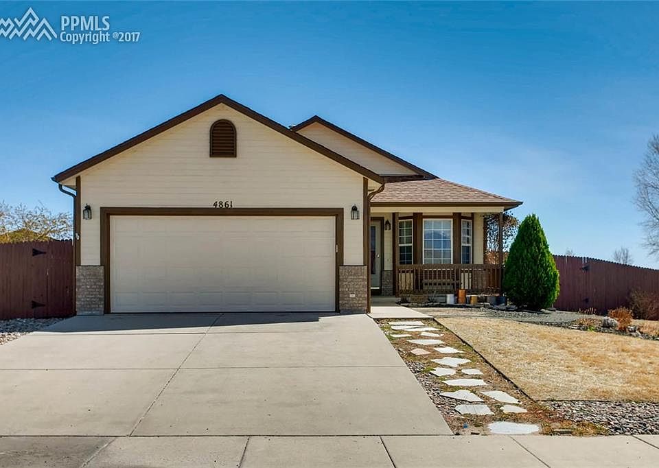 Wonderful Rancher in Fountain Valley Ranch!