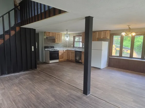 3955 Union St, Levant, ME