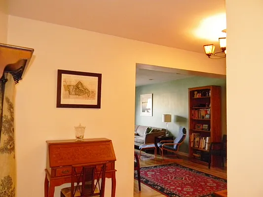 Sold by Orrichio Anderson | media 10