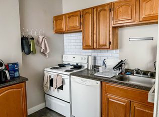 1066 Commonwealth Ave #22D, Boston, MA 02215