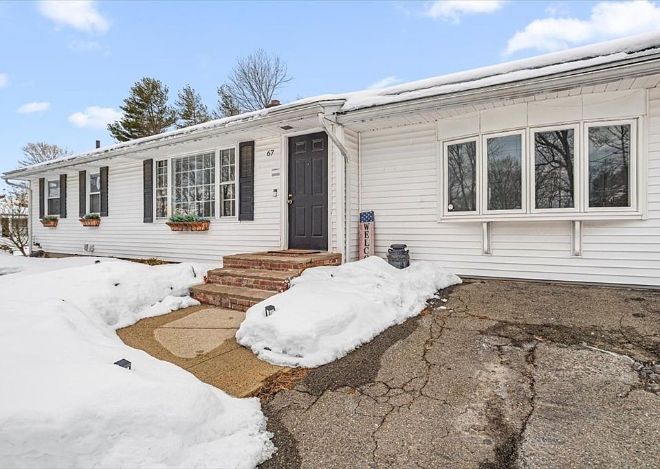 1st image of 67 Jeannine Rd